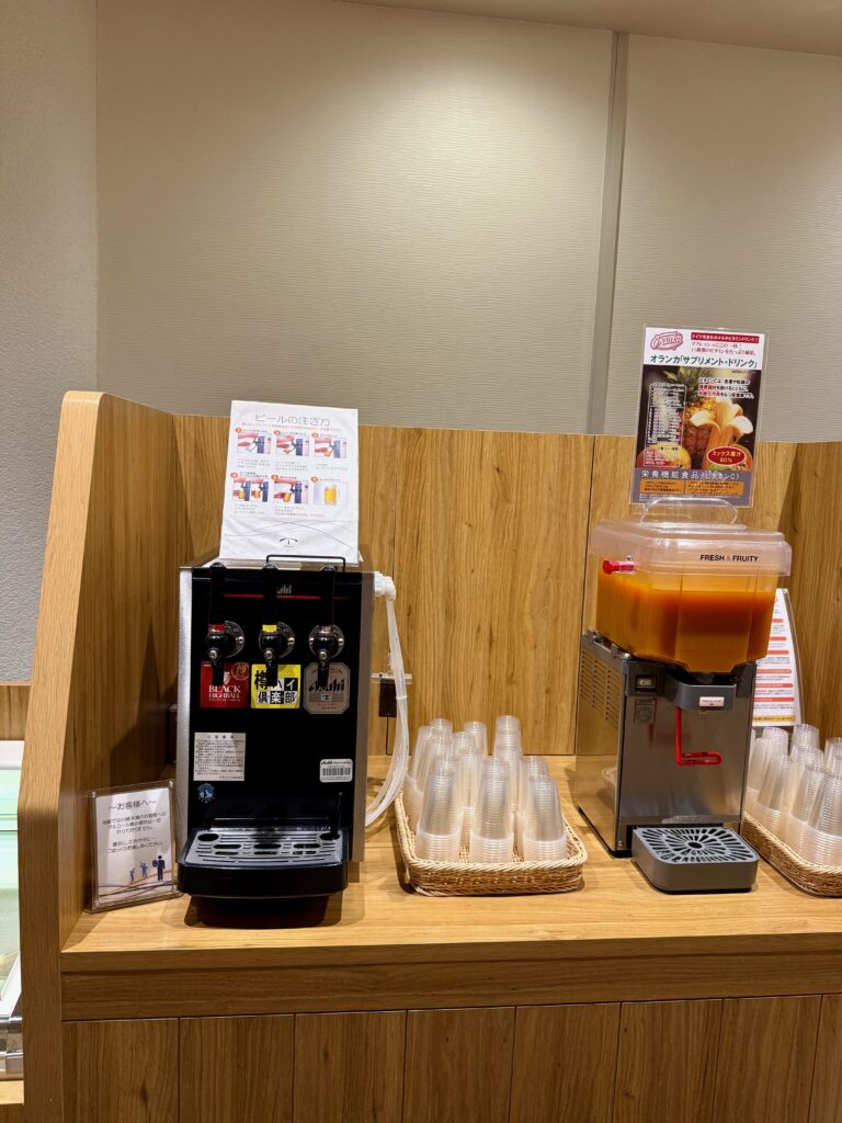 ドリンクサーバー