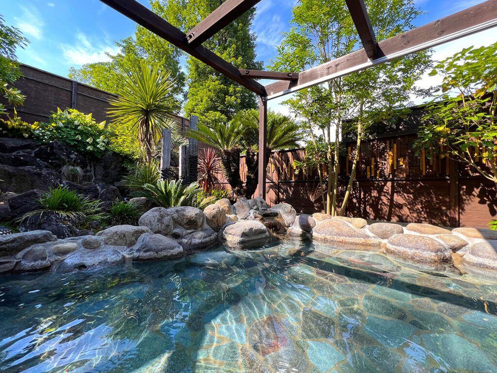 アンダ露天風呂